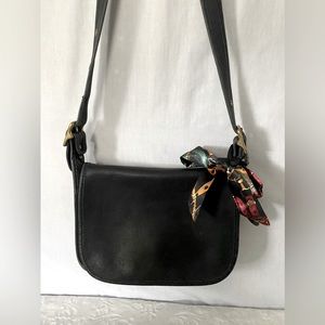 2001 Coach leather crossbody made in Costa Rica